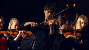 New classical song by Alexander Rybak: “I Dine Hender”