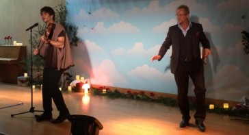 2 articles: Alexander with “Trolle” at the Childrens-Book Festival in Oslo, Norway