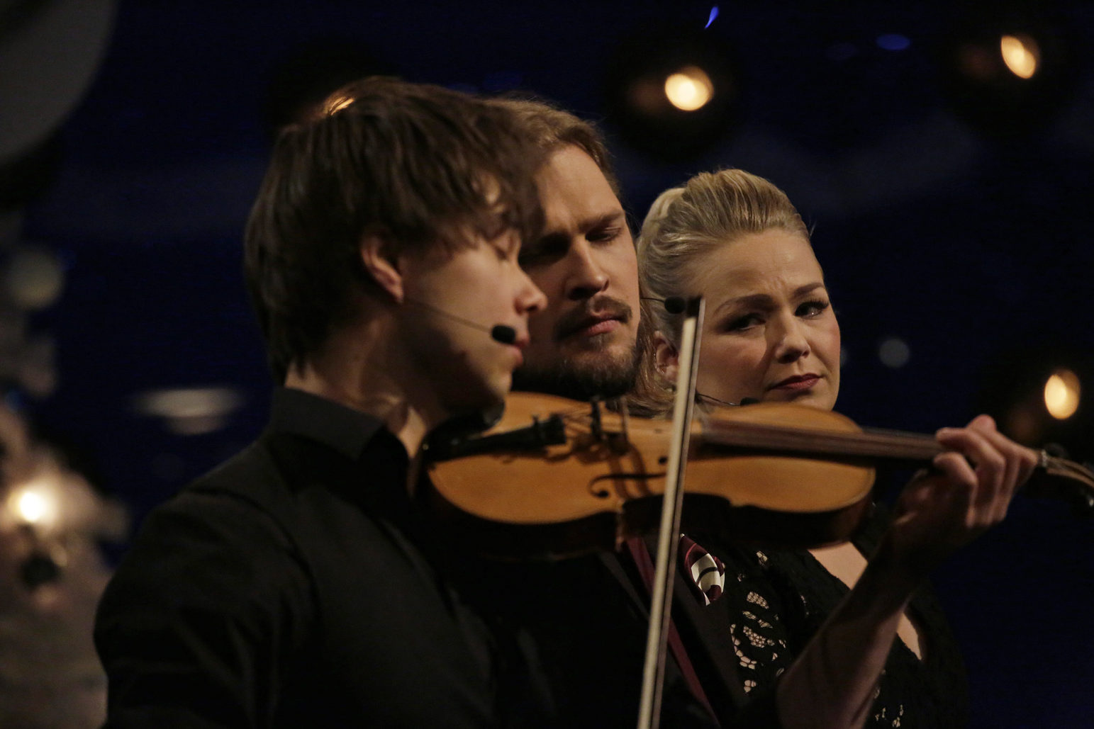 Photos&Video: Alexander Rybak in NRK Christmas-Special of “Beat for Beat”
