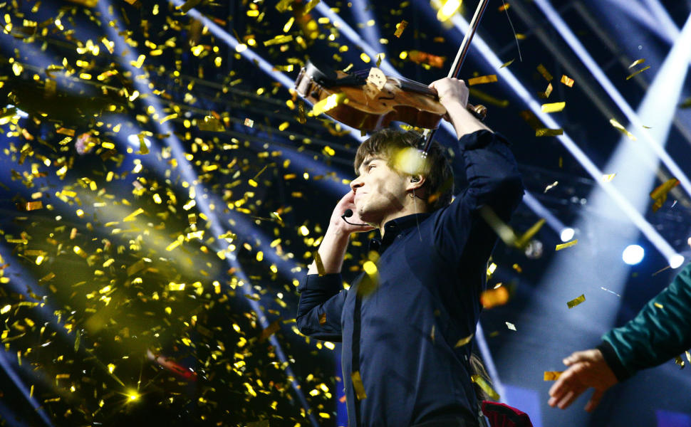 TV2.no: Alexander Rybak won the Melodi Grand Prix – was overwhelmed by emotions